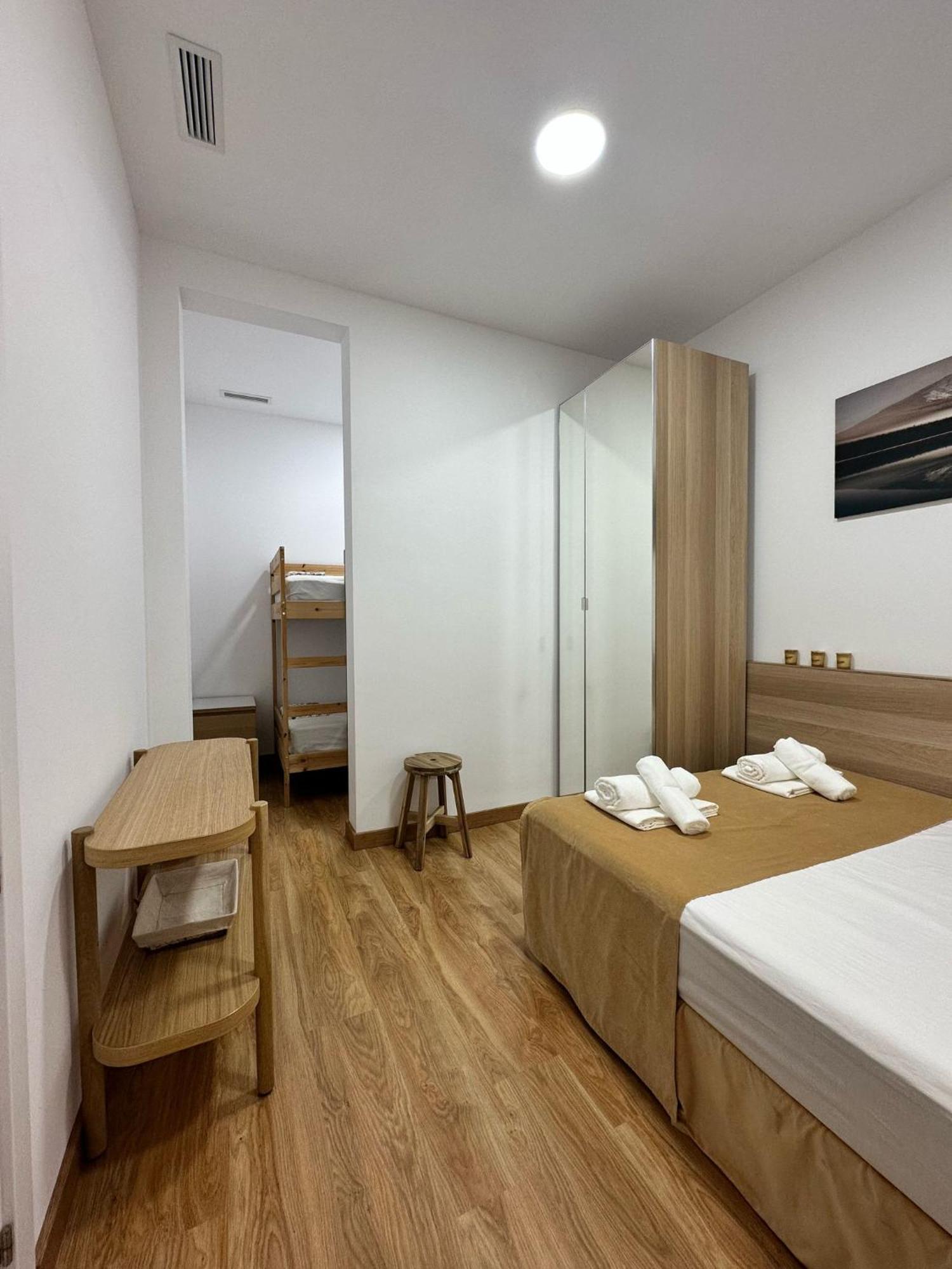 Apartamento Mi Casa Es Tu Casa L'Hospitalet de Llobregat Exterior foto
